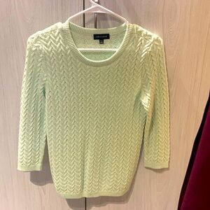 Lord and Taylor three-quarter sleeve cotton poly knit pullover crewneck top